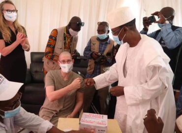 Le Premier Ministre lance la 2ème phase de la campagne de vaccination contre la Covid-19 au Mali.